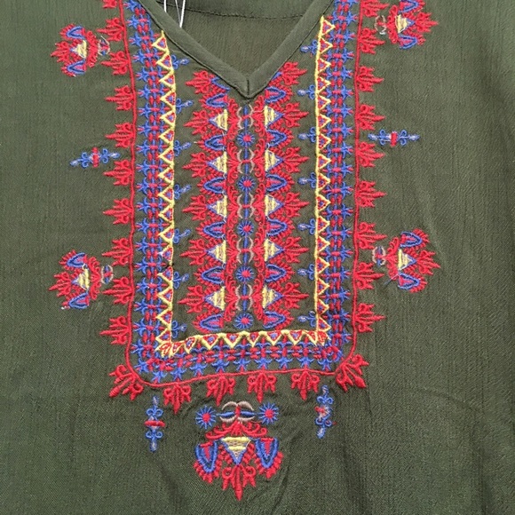 Cupio NWT Army Green Embroidered Top - Picture 5 of 7